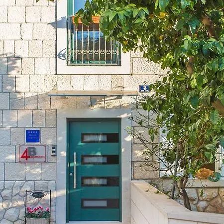 4b Dubrovník